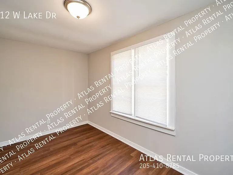 512 W Lake Dr — Photo 8