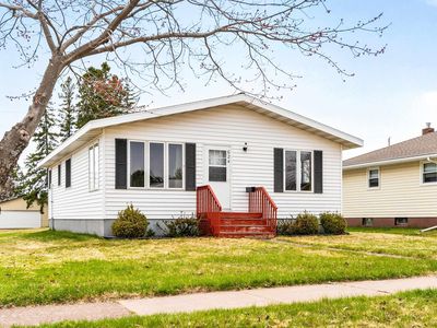 624 13th Ave, Two Harbors, MN, 55616