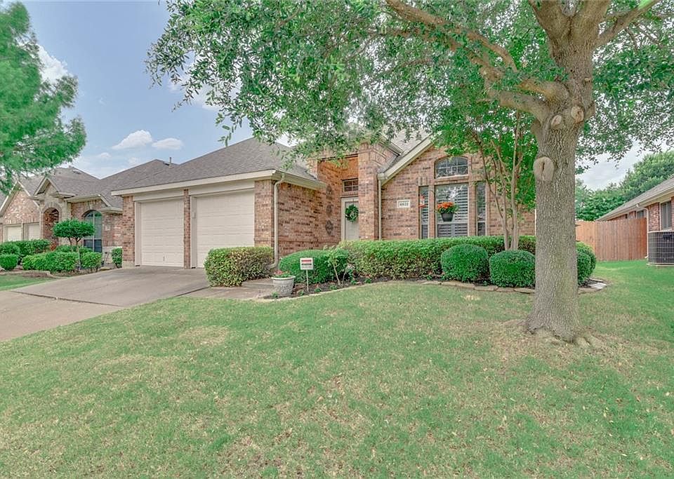 1st image of 6831 Landing Dr