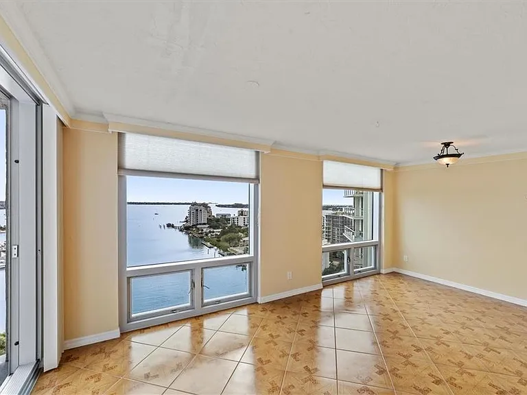 1111 N Gulfstream Ave #16C — Photo 8