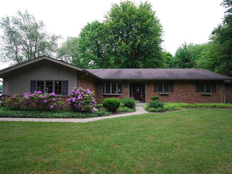 265 E Pine Lake Rd.
