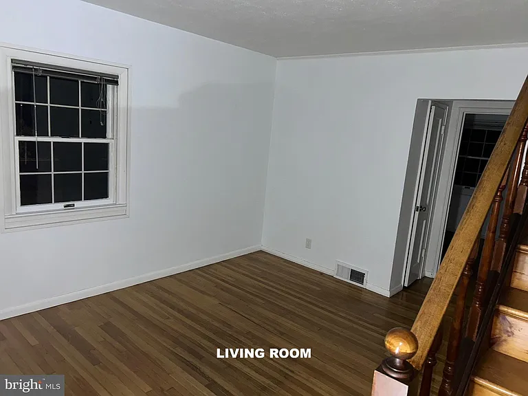 955 Terrace Ln — Photo 15