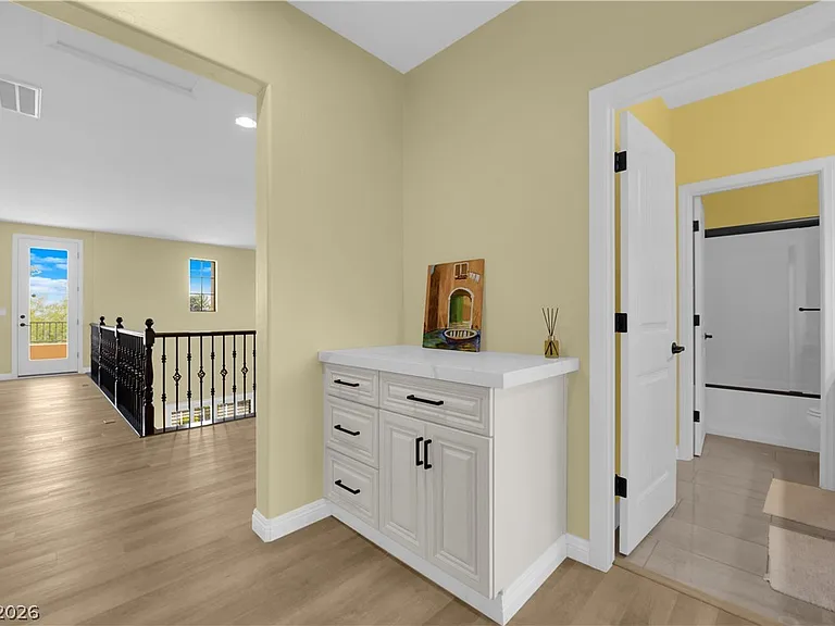 608 Highland Bluff Way — Photo 44