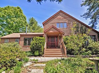 850 Highland St, Holliston, MA 01746