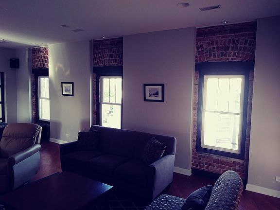 5th image of 1 S Park Ave #1