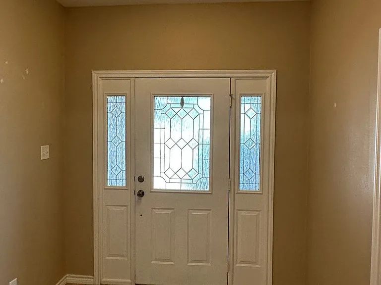 215 Landsburg Ct — Photo 32