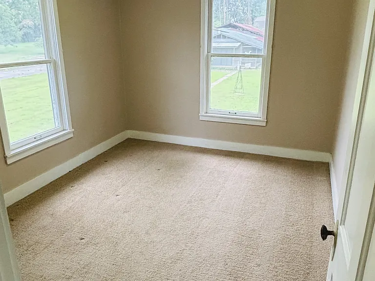 308 S Rogers St — Photo 12