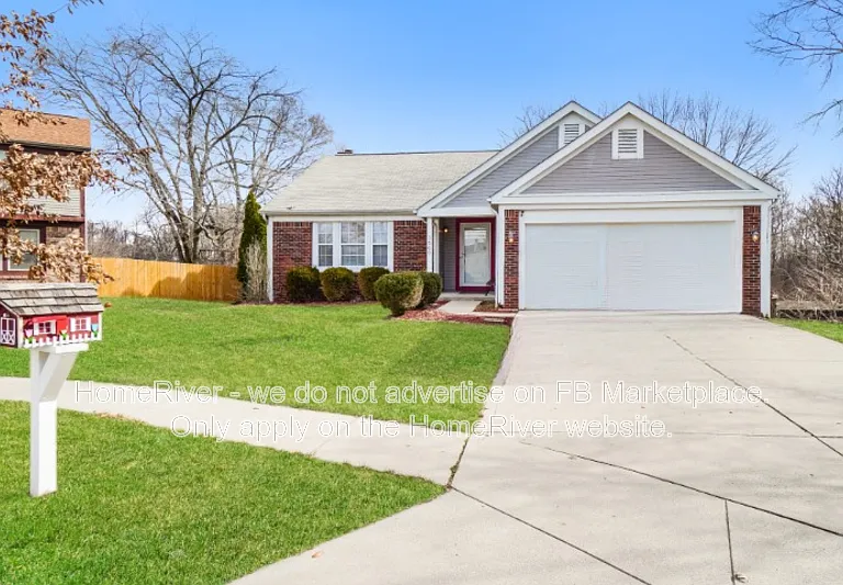 3560 Woody Way — Photo 1