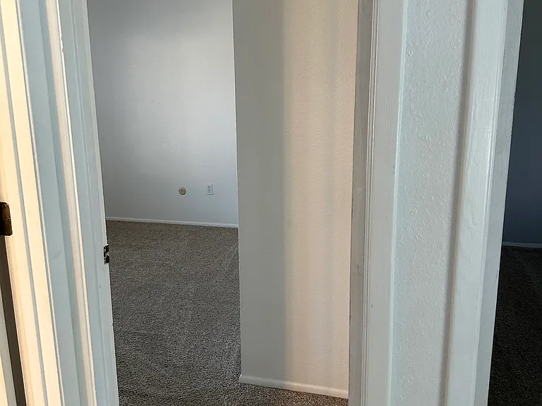 1401 Zuni Pl — Photo 38