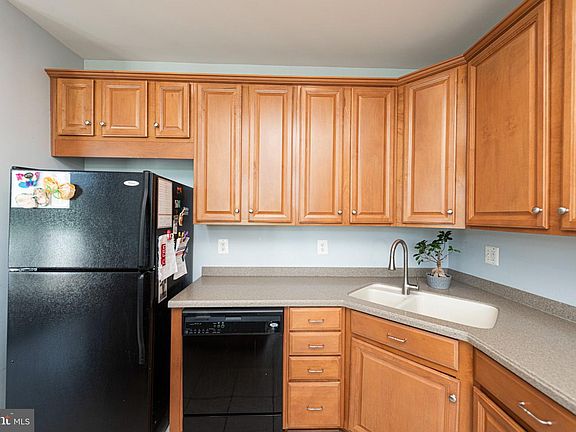 5th image of 71 N Savanna Dr