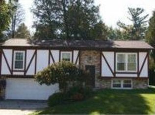 3040 Adams St, Two Rivers, WI 54241