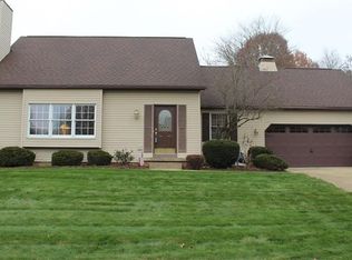 1905 Birk Cir NE, Canton, OH 44705