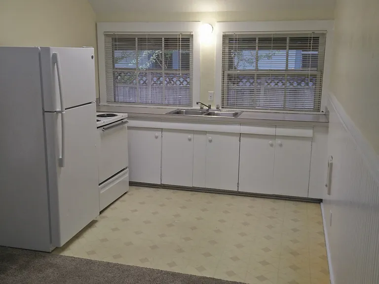 1605 Pearl St #3 — Photo 6