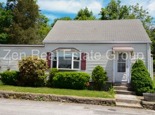 117 Harding St, West Warwick, RI 02893