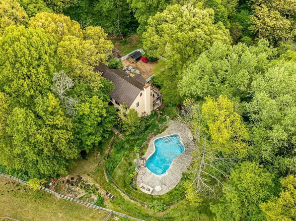 1540 Embreeville Rd, Coatesville, PA 19320