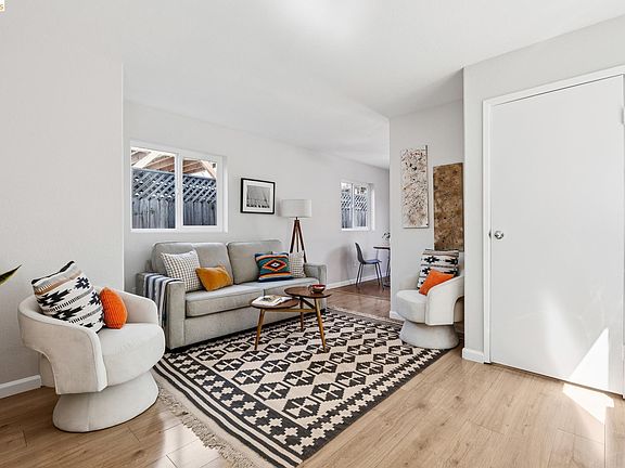 4th image of 1738 10th St