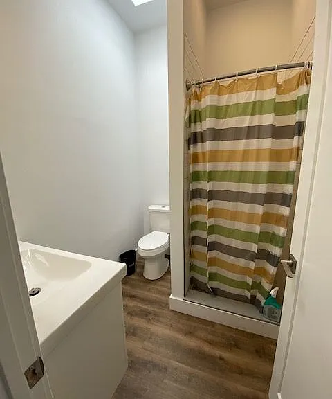 2531 W Girard Ave #3 — Photo 8