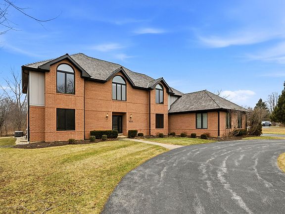 3rd image of 5212 Briarcrest Ln