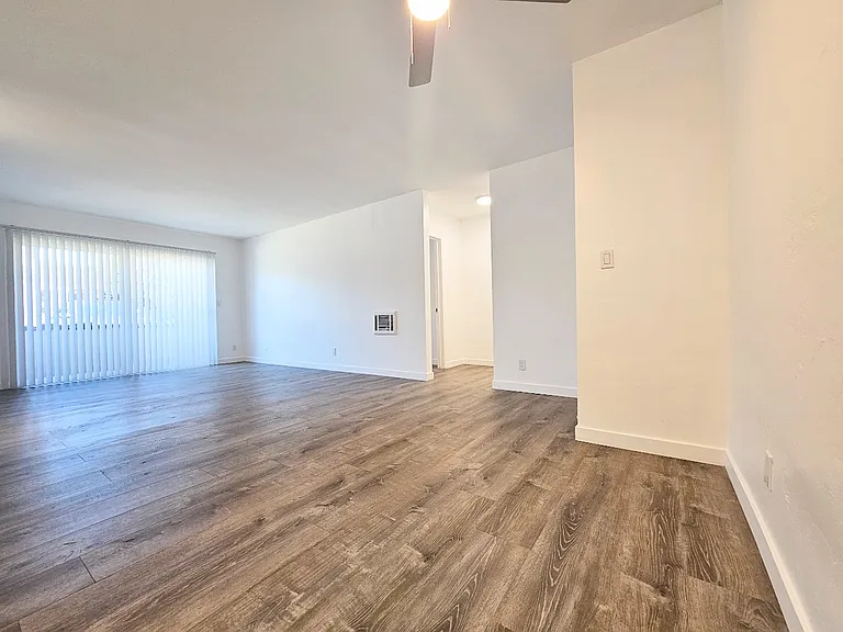 1747 Chalcedony St #1 — Photo 16