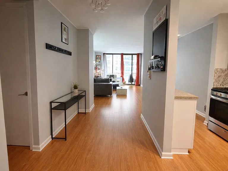 3111 Ocean Pkwy — Photo 7