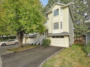 15550 89th Ave #40, Surrey, BC V3R1N1