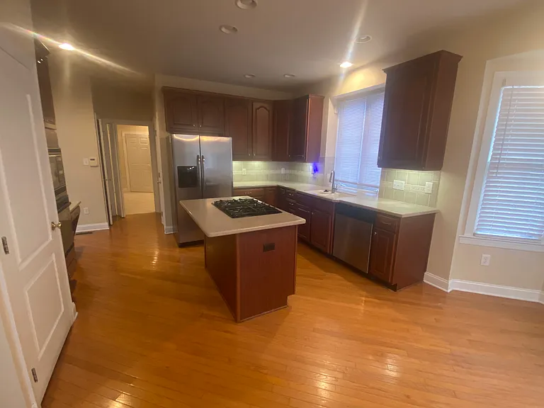 9705 Heathermill Ln — Photo 3