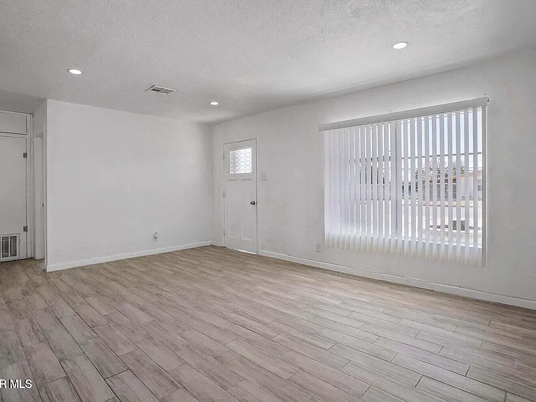 5021 Tetons Dr — Photo 5
