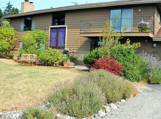 181 S Rhododendron Dr, Port Townsend, WA 98368