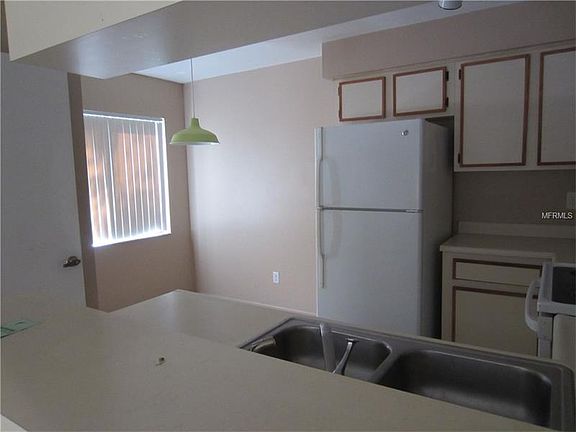 4th image of 3607 Whispering Oaks Ln