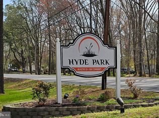 12 Park Ln, Easton, MD