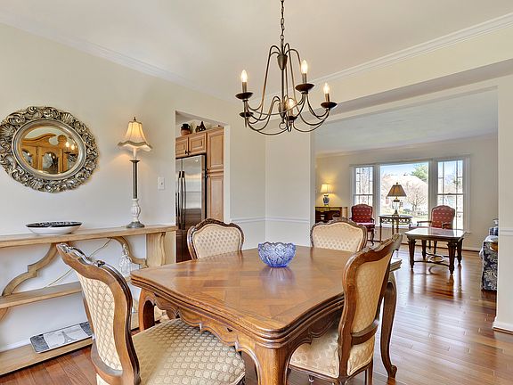 Light and airy dining room