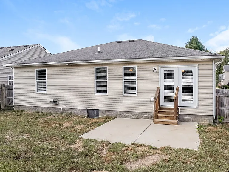 9906 Brooks Bend Rd — Photo 16