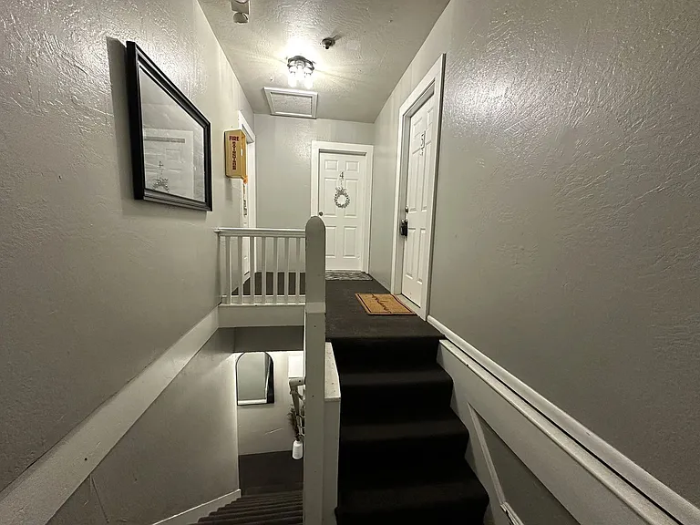 2317 Grand- 5 Unit — Photo 19