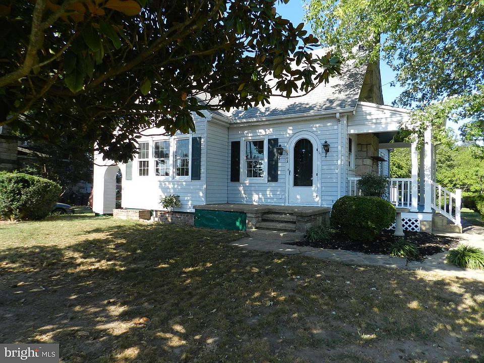 1st image of 603 Melchers Dr