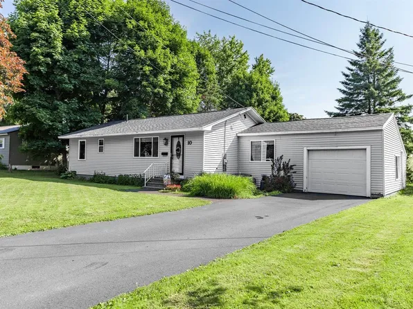 10 Parkway N, Brewer, ME 04412