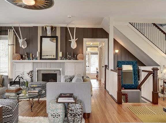 2nd image of 2517 W 52nd Street