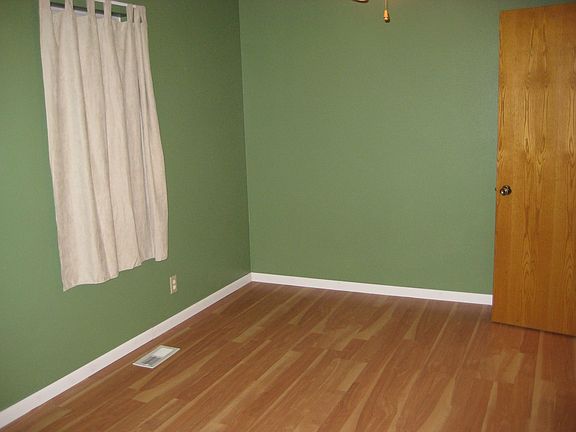 Spacious master bedroom
