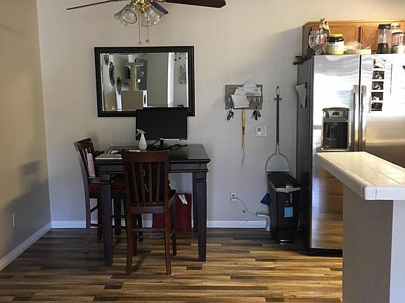 4th image of 2425 Cranston Dr Unit 30