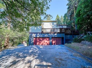 23891 Lakeview Dr, Crestline, CA 92325