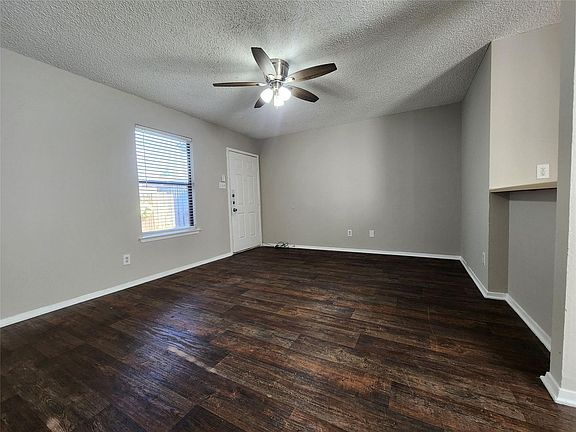 3rd image of 5005 Geddes Ave APT B