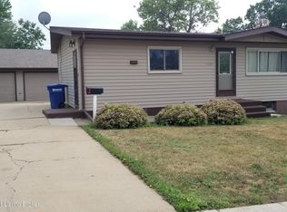 1106 Carroll St, Dickinson, ND 58601