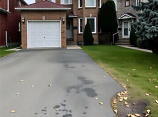 6 Scarbell Dr, Toronto, ON M1C3Z6