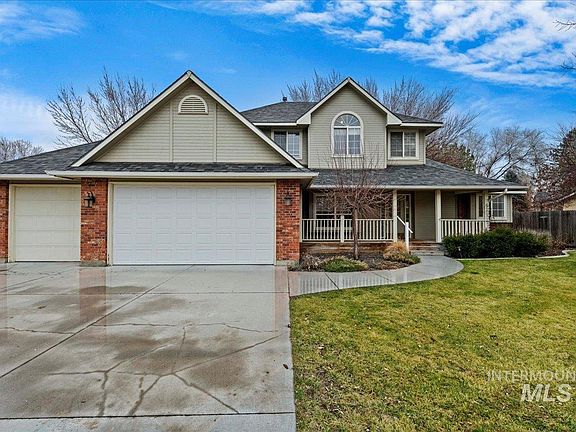 3rd image of 2606 San Marco Way