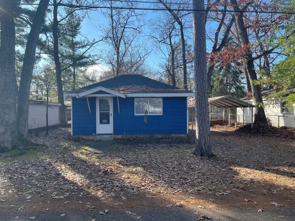 108 Pine St, Prudenville, MI 48651