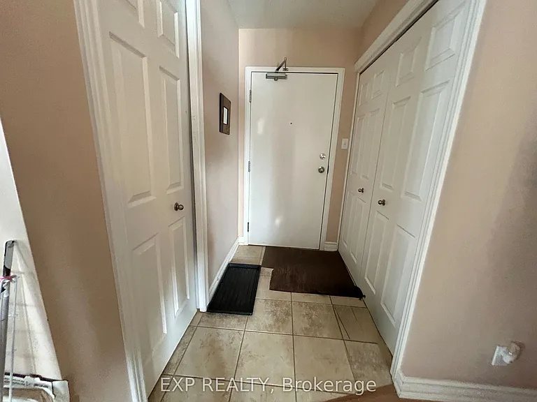 2149 Laurier St #201 — Photo 4