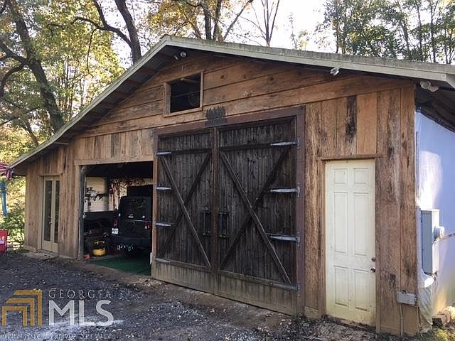 1st image of 835 J Mountain Dr