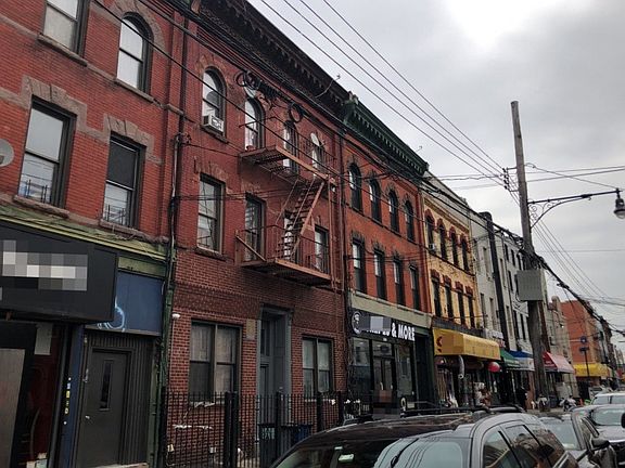 2nd image of 203 Wyckoff Ave