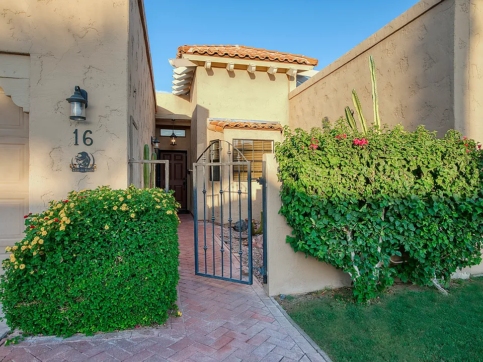 7318 E Palo Verde Ln #16