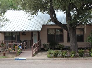 822 S Cora St, Premont, TX 78375