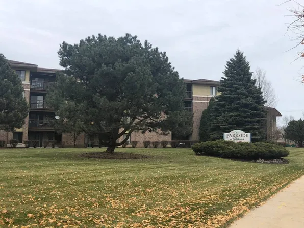 Parkside at Estabrook